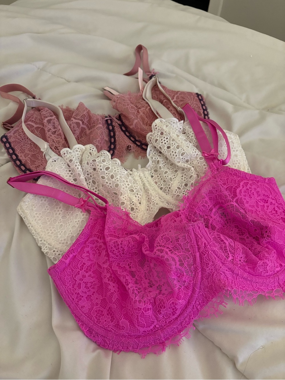 Victoria's Secret Dream Angels push up bras set of 3
